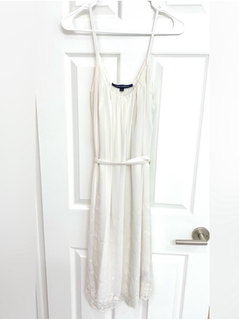 NWOT - French Connection White Embroidered Knee Length Dress w/ Waist Tie